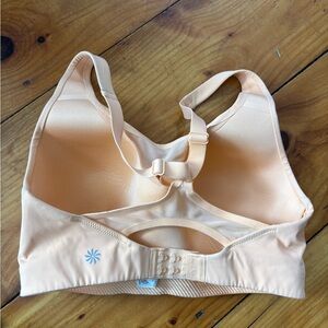 Athleta Sports Bra 32DD